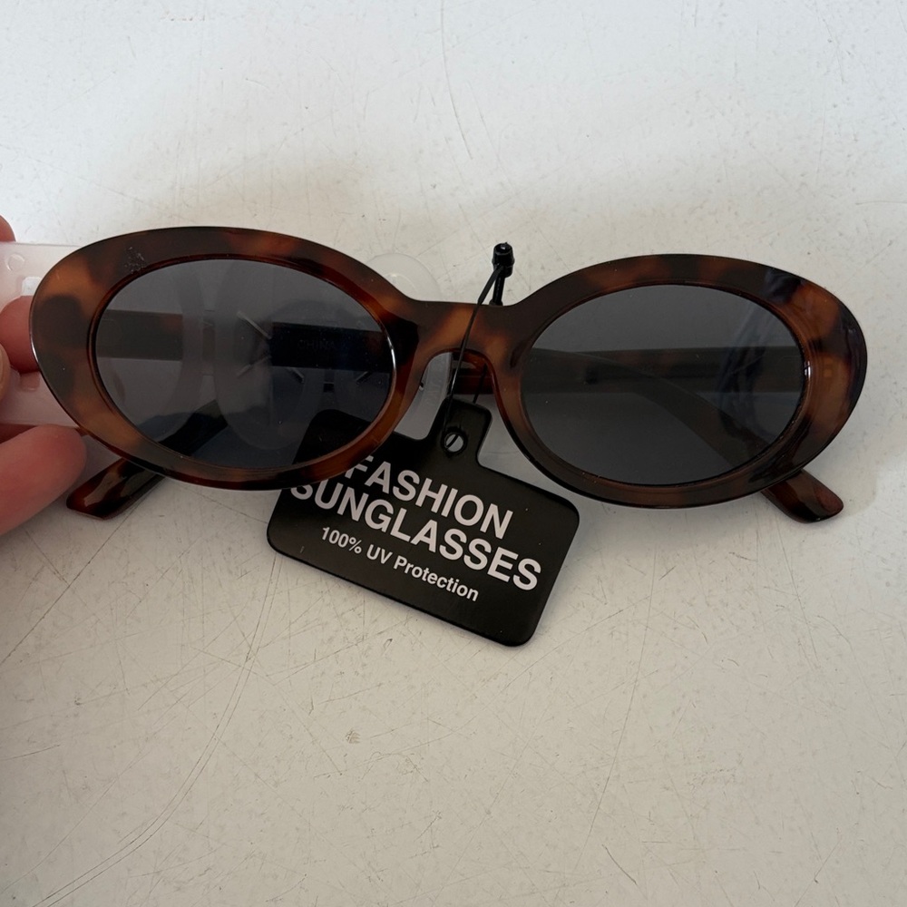 Tortoise Shell Fashion Sunglasses